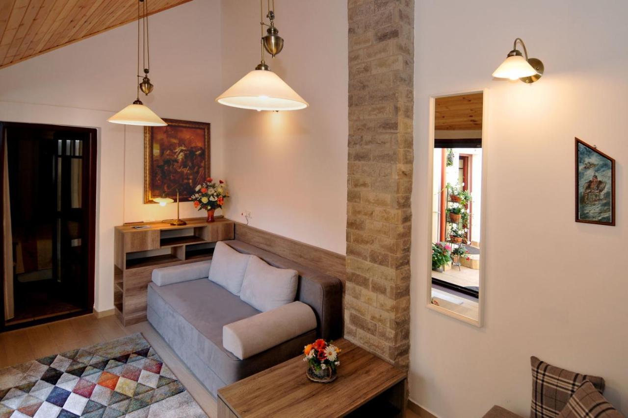 Bed and Breakfast Patria Panzio Эгер Экстерьер фото
